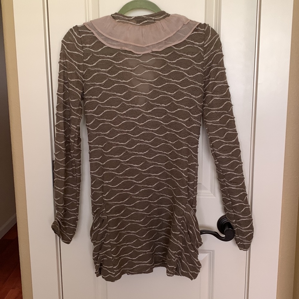 Ryu  cardigan. - Picture 2 of 6